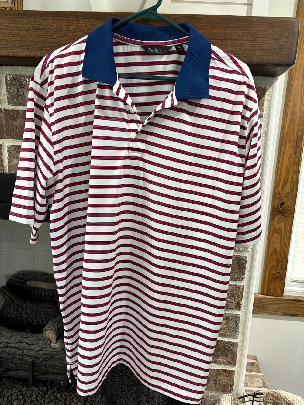 Walter Hagen Essentials White and Burgundy Striped Polo with Navy Collar